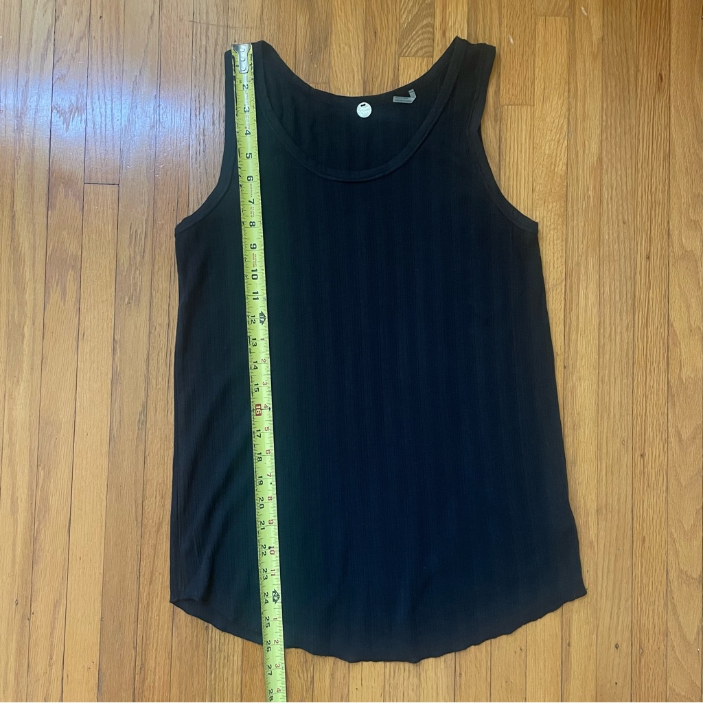 Margaret O’leary Black Ribbed Muscle Tank Top - Sz Medium — image 7 of 8